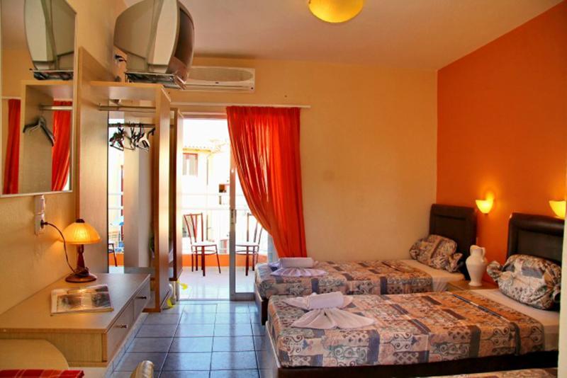 Irida Apartments Malia By Estia Exteriör bild